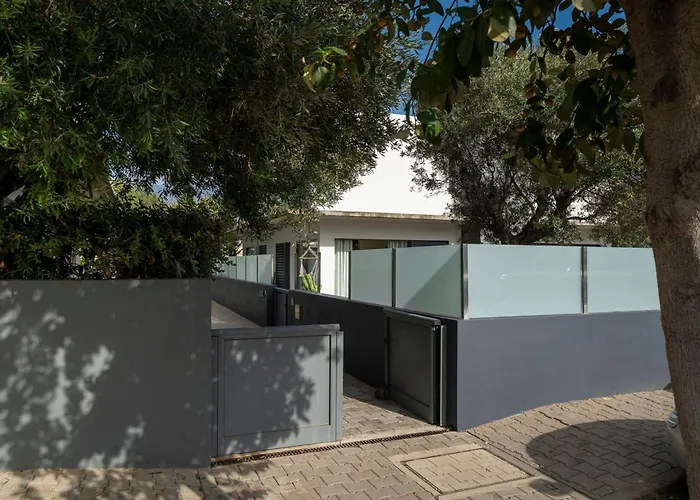Villa Girassol By An Island Apart