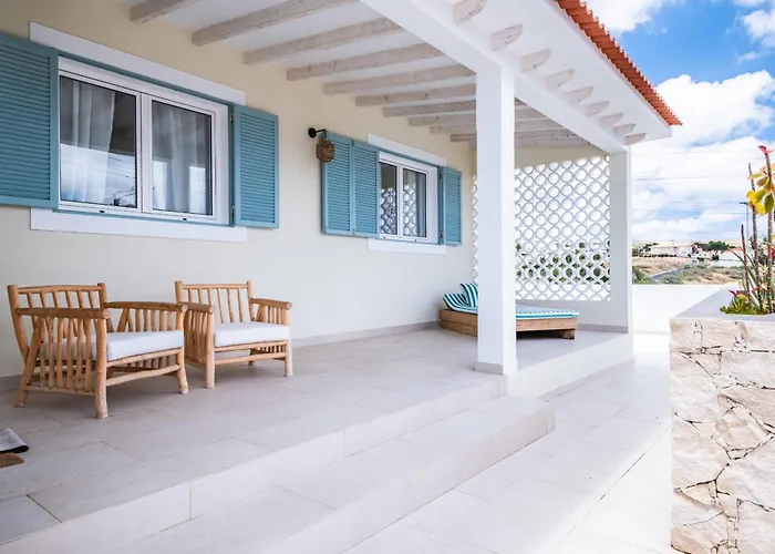 Casa Do Cacto - By Wehost