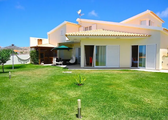 Golden Villa - Luxurious Beach Villa